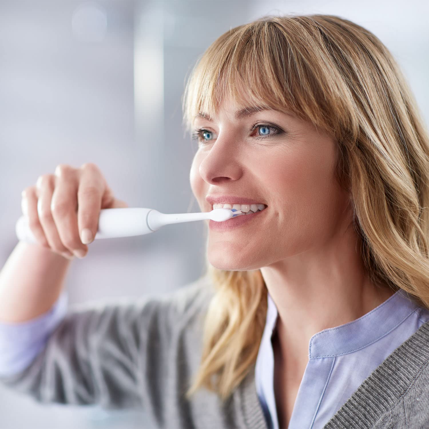 Oral B iO vs Philips Sonicare – Quale spazzolino elettrico è più conveniente?